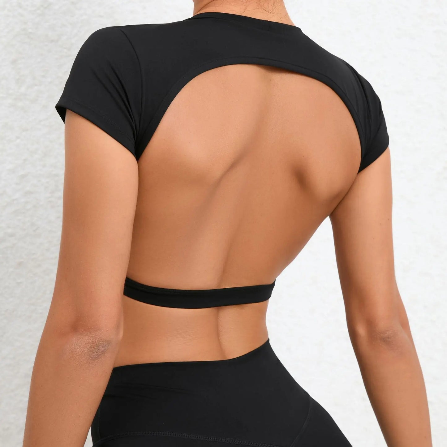 THE ARYA – BACKLESS ACTIVE TOP