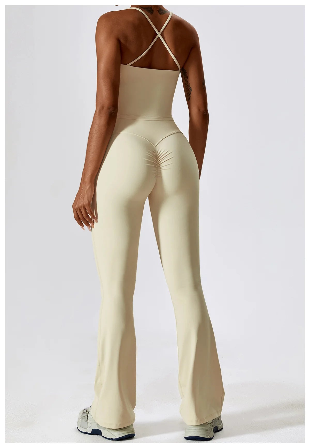 THE CAMILA - SEAMLESS FLARE SET