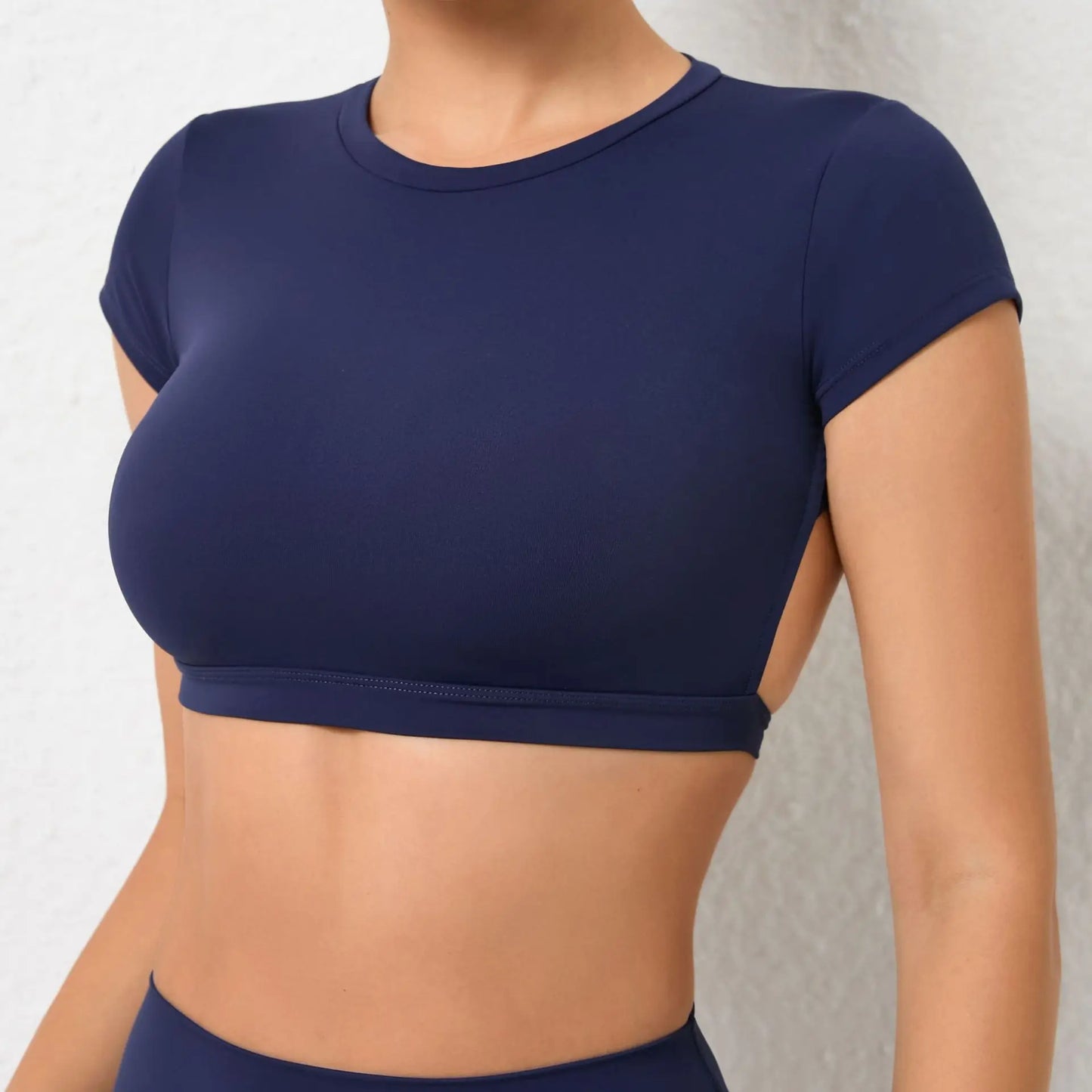 THE ARYA – BACKLESS ACTIVE TOP