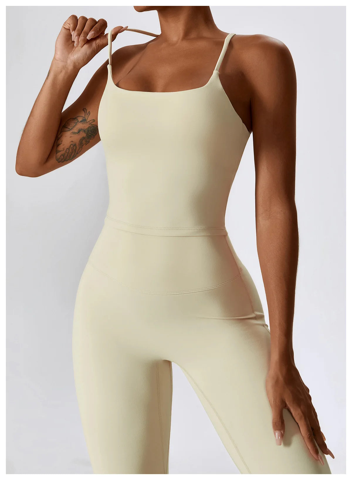 THE CAMILA - SEAMLESS FLARE SET