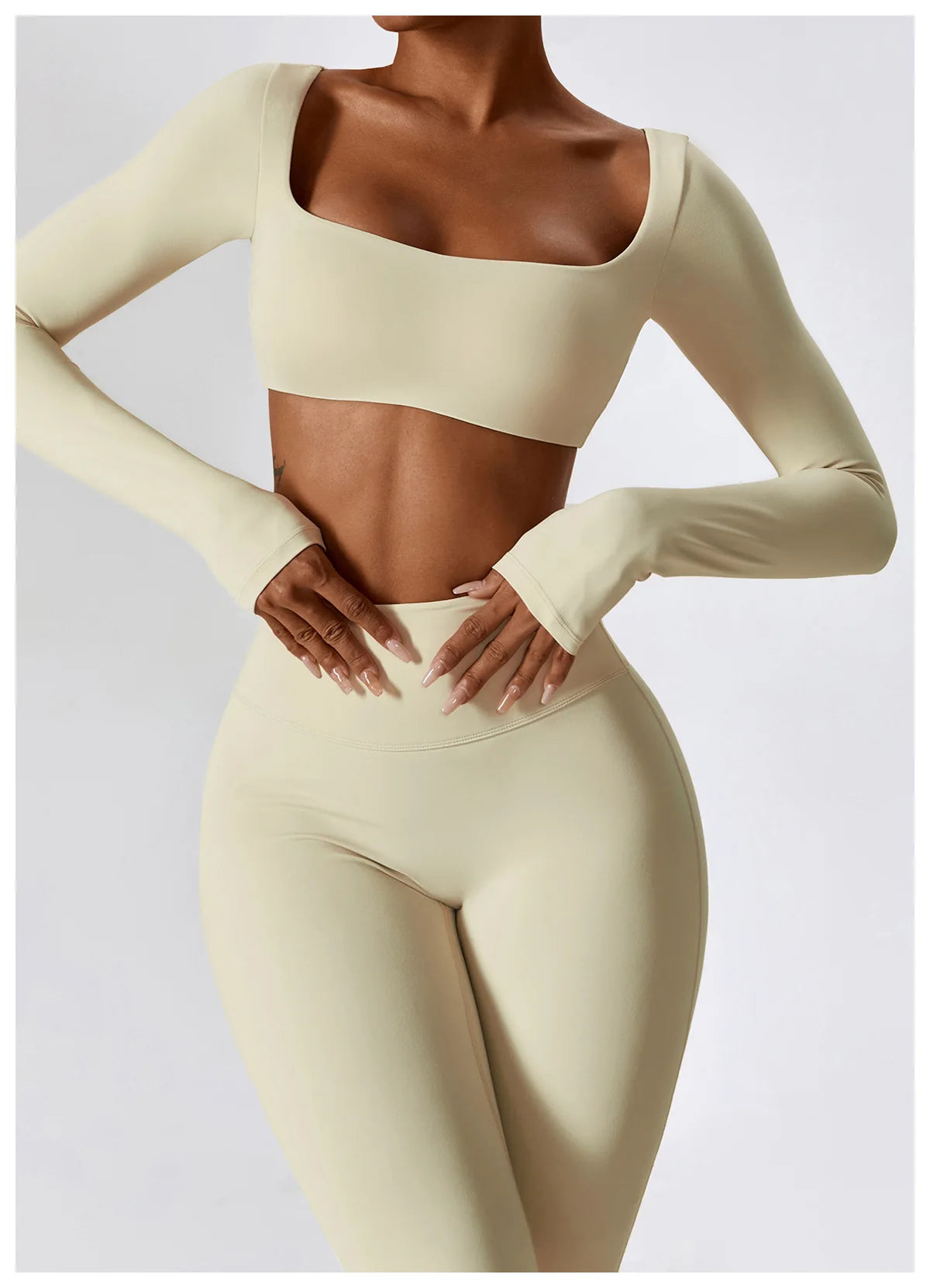 THE CAMILA - SEAMLESS FLARE SET