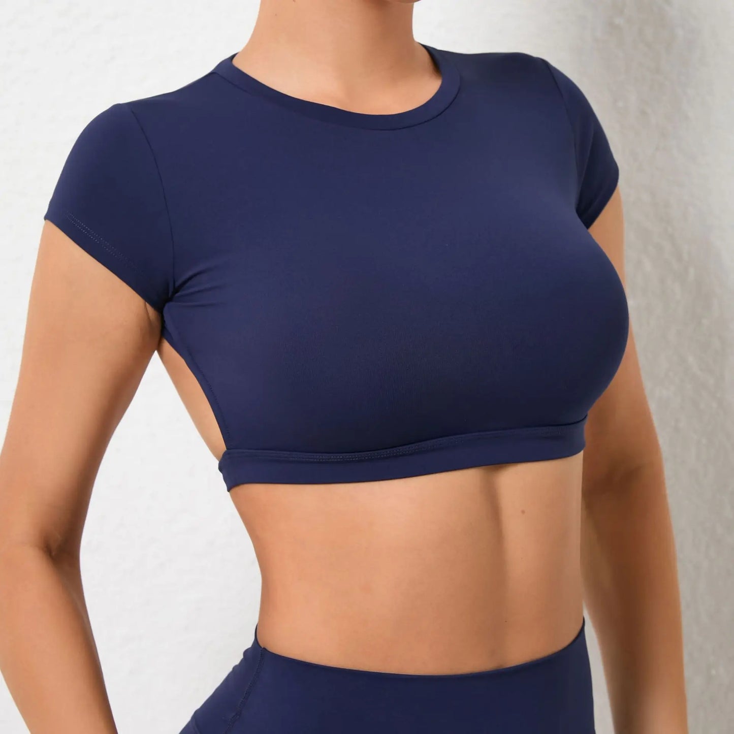 THE ARYA – BACKLESS ACTIVE TOP